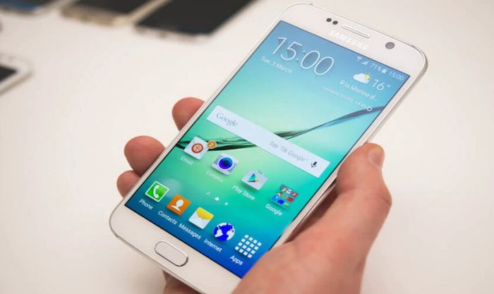 Vì sao lại xảy ra lỗi mất danh bạ trên điện thoại Samsung?