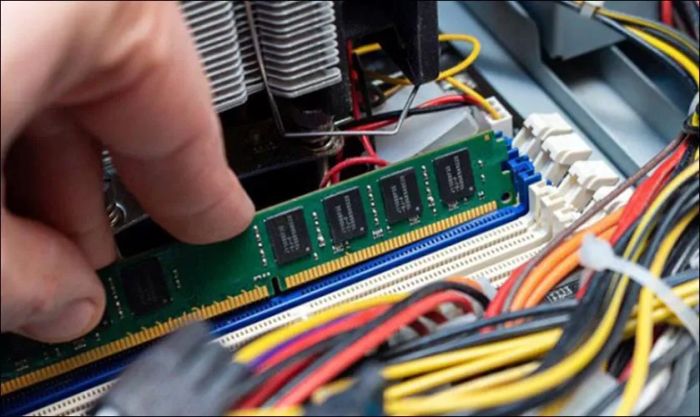 Liệu có thể lắp RAM có Bus cao hơn Bus trên Mainboard không?