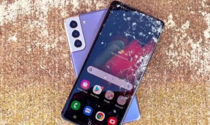 Nguyên nhân gây ra hiện tượng sọc màn hình trên Samsung S21 Ultra