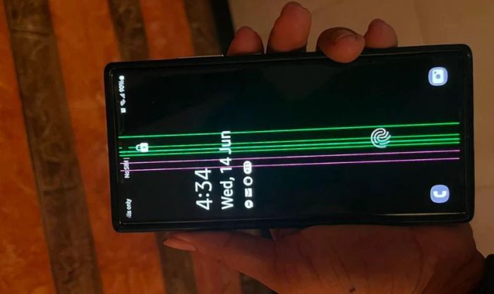 Nguyên nhân gây ra sọc xanh trên màn hình Samsung Note 20 Ultra