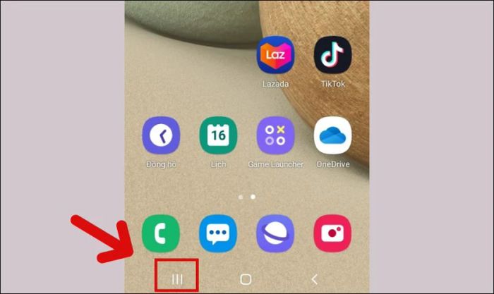 Tắt các ứng dụng đang chạy ngầm khi Samsung bị đơ cảm ứng