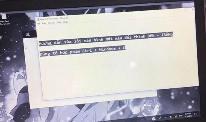Lỗi màn hình laptop mất màu