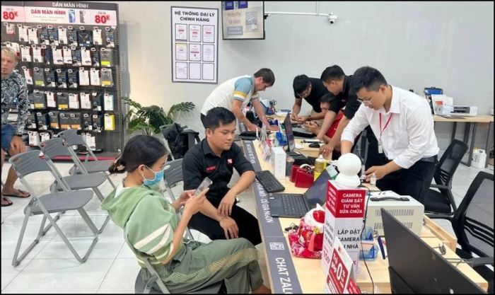 Thay màn hình Samsung bị lưu ảnh ở đâu đảm bảo chính hãng?