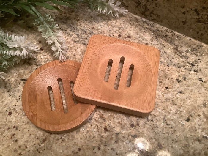 Bamboo shower steamer trays available in both round and square shapes