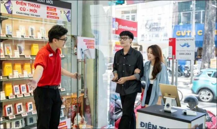 Đưa iPhone đến trung tâm bảo hành để sửa chữa