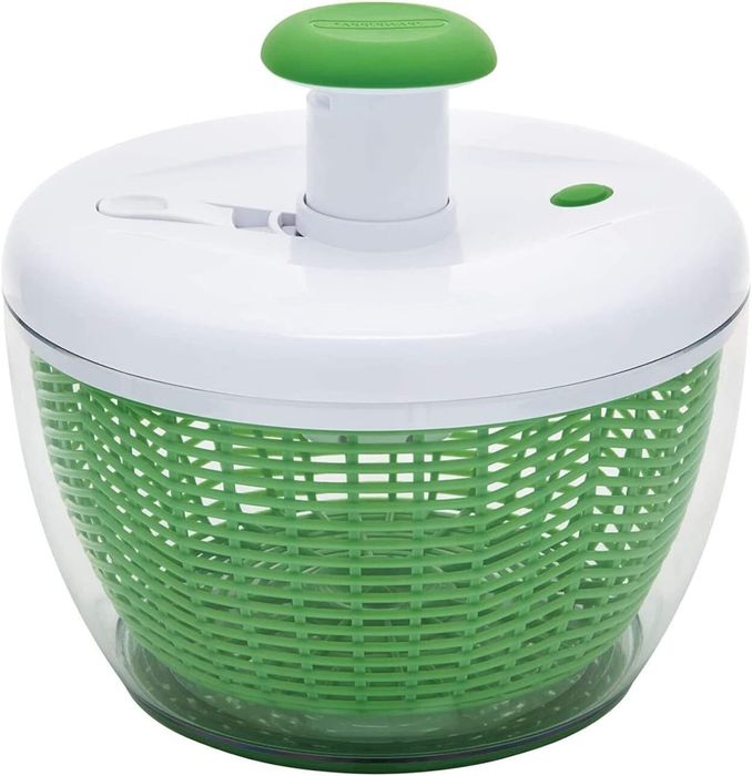 The efficient salad spinner