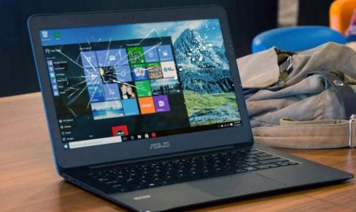 Nguyên nhân màn hình laptop bị đốm sáng