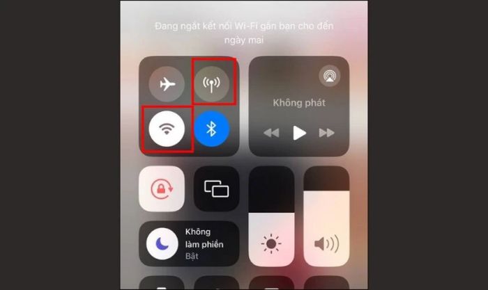 Tắt tất cả các kết nối Wi-Fi, 3G/4G