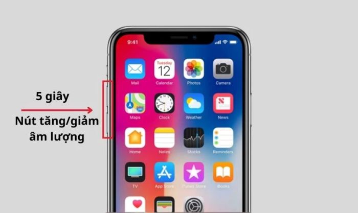 Thả nút Sườn nhưng tiếp tục giữ nút Giảm âm lượng thêm 5 giây nữa