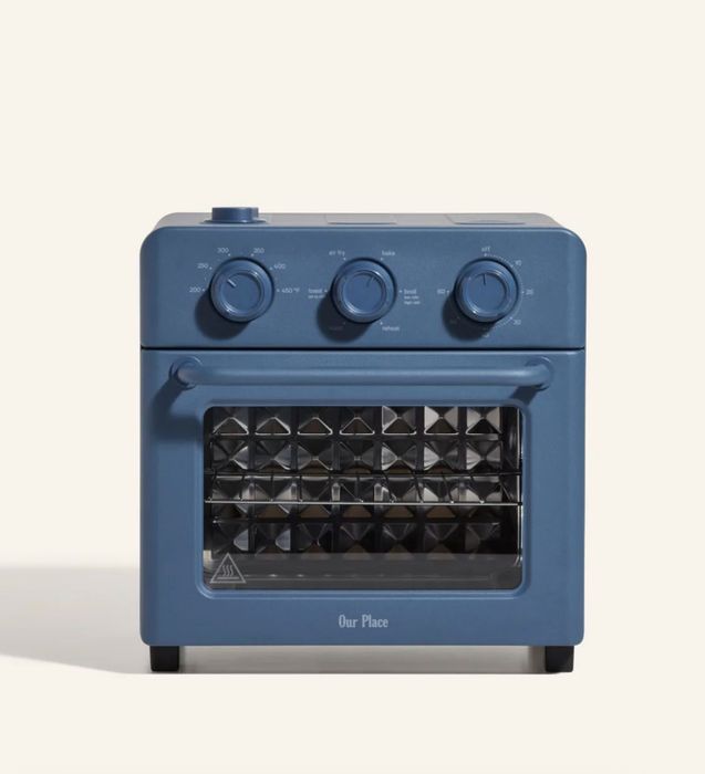 The elegant blue salt Wonder Oven