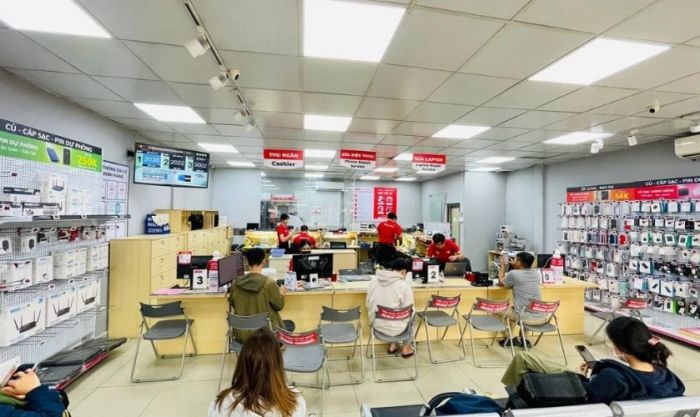 Sửa iPhone sạc không vào pin, vào điện ở đâu tốt?