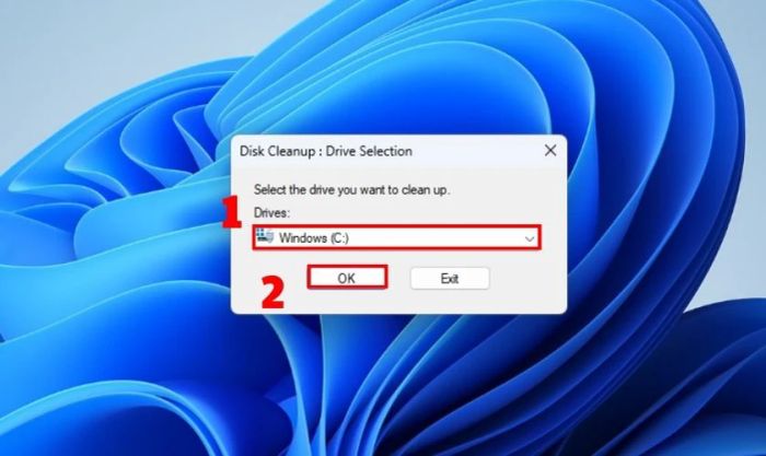 Trong cửa sổ Disk Cleanup, chọn ổ cứng muốn dọn dẹp, rồi nhấn OK