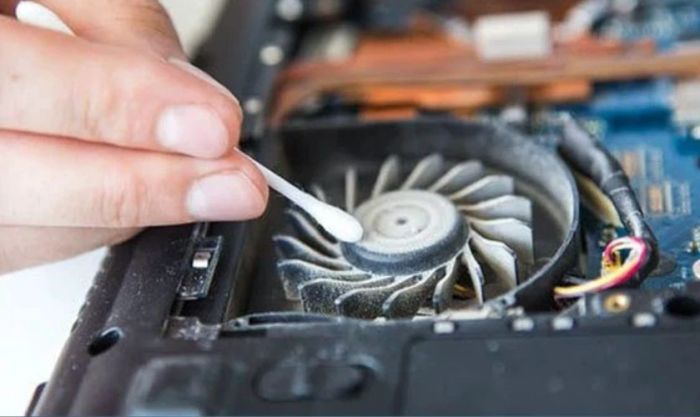 Vệ sinh máy tính định kỳ là rất cần thiết