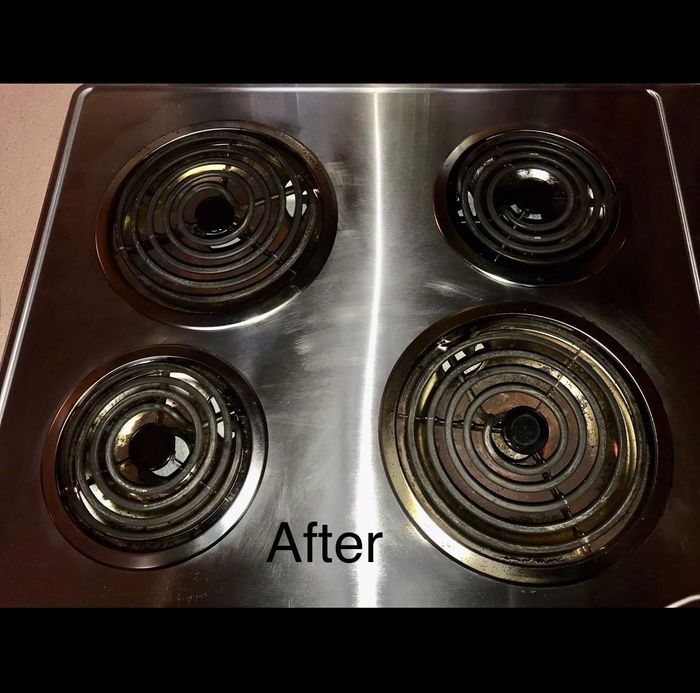 A reviewer’s photo showing the stove top after using Bar Keeper's Friend Soft Cleanser