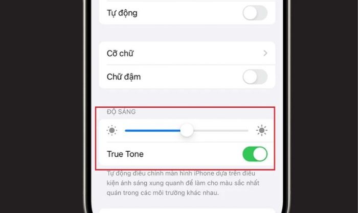 Lý do pin tụt nhanh khi không sử dụng - Chế độ độ sáng tự động