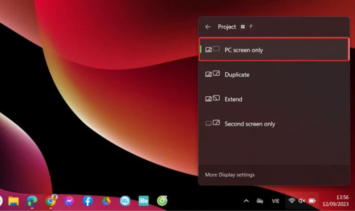 Điều chỉnh lại Projection Settings khi thanh Taskbar Win 11 bị mất