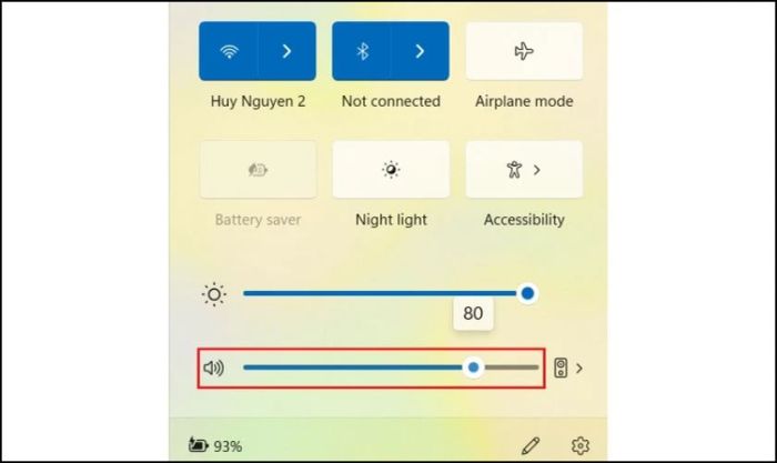 Kiểm tra âm lượng để khắc phục tình trạng loa không hoạt động khi cắm vào laptop