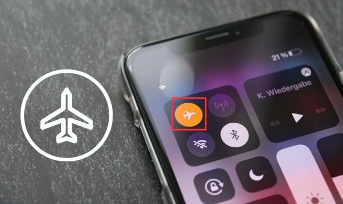 Kích hoạt và tắt chế độ máy bay trên điện thoại để khắc phục lỗi