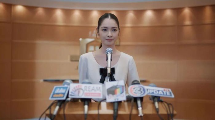 ในตอนที่ 13 ของดุจอัปสร อณิษฐาตัดสินใจยุติความสัมพันธ์กับชวิศ หลังจากพบหลักฐานการหักหลังที่ชัดเจน