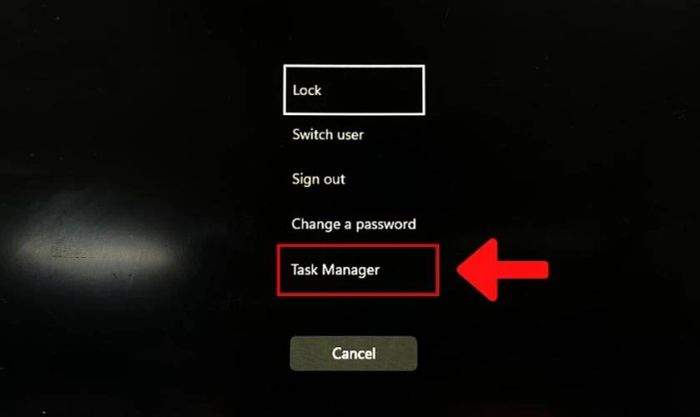 Sử dụng Task Manager khi máy tính bị treo nhưng chuột vẫn di chuyển