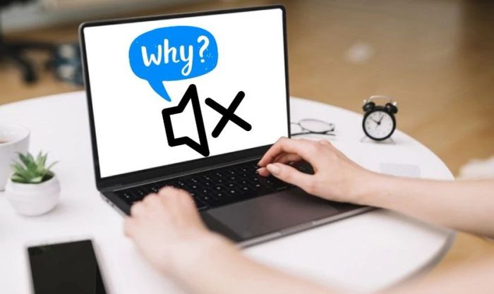 Nguyên nhân khiến laptop chỉ phát âm thanh qua headphone mà không nghe được loa ngoài