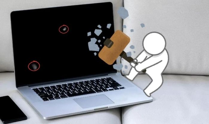 Lỗi màn hình đốm sáng trên Macbook có thể do nứt, vỡ màn hình hay lỗi điểm ảnh