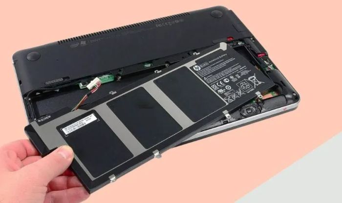 Cách sửa laptop lên nguồn nhưng không lên màn hình