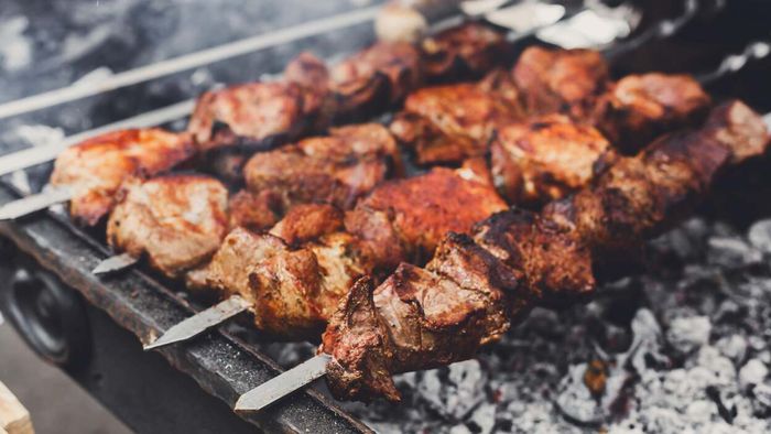 Tips to Stop Your Meats from Twisting on Skewers