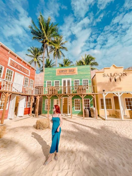 Hanna Beach Mũi Né, thiên đường nhiệt đới bên bờ biển Phan Thiết, là điểm đến lý tưởng cho những ai yêu thích sự kết hợp giữa thiên nhiên và nghệ thuật đặc sắc.