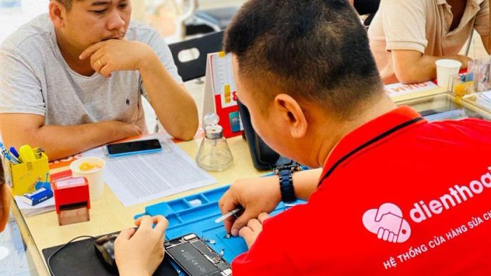 cách khắc phục màn hình điện thoại bị đen