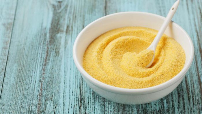 Go generous with the cornmeal on the bottom