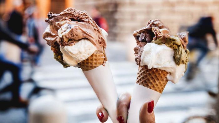Explore the distinctions between ice cream and gelato in depth