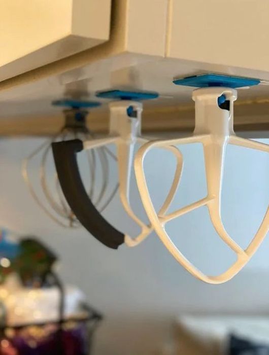 The attachments on the organizers
