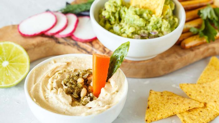 A 'Dips & Drinks' theme is sure to set your Super Bowl gathering apart and keep it buzzing with energy.