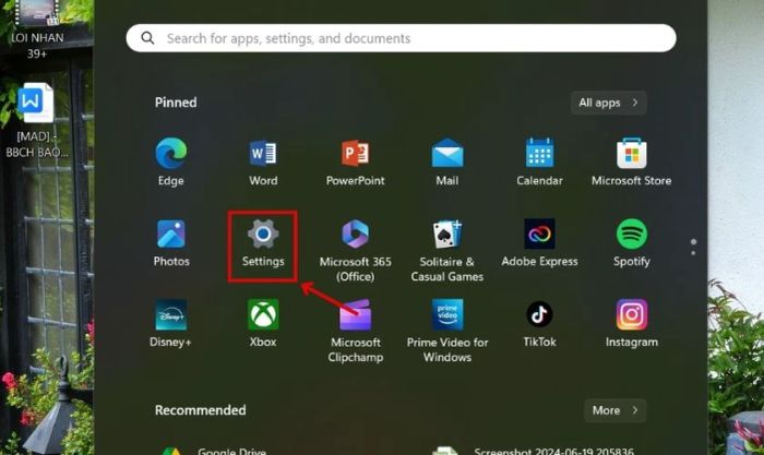 Xác minh lại cổng kết nối laptop để khắc phục sự cố không nhận bàn phím