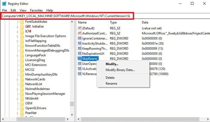 Lỗi 'your windows license will expire soon'