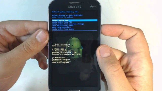 Khắc phục tình trạng điện thoại Samsung không nhận bút cảm ứng bằng cách thực hiện hard reset.