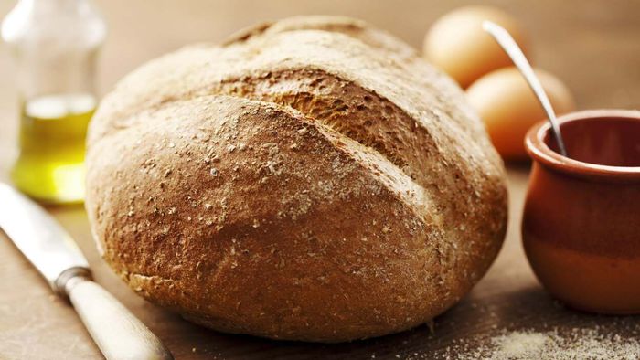 Alternatives to Cornmeal for Baking Bread