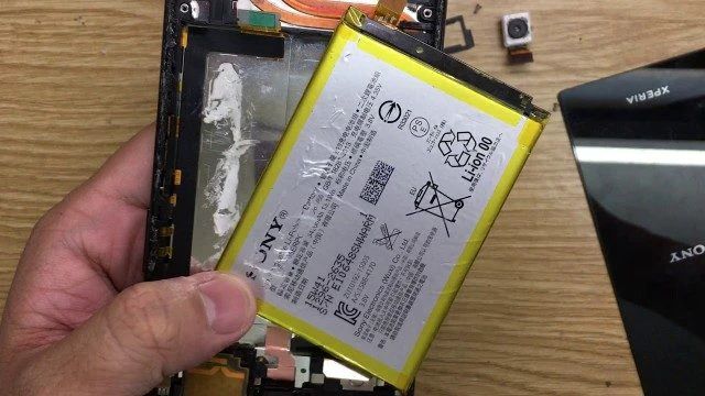 Khắc phục lỗi không sạc được pin điện thoại Sony
