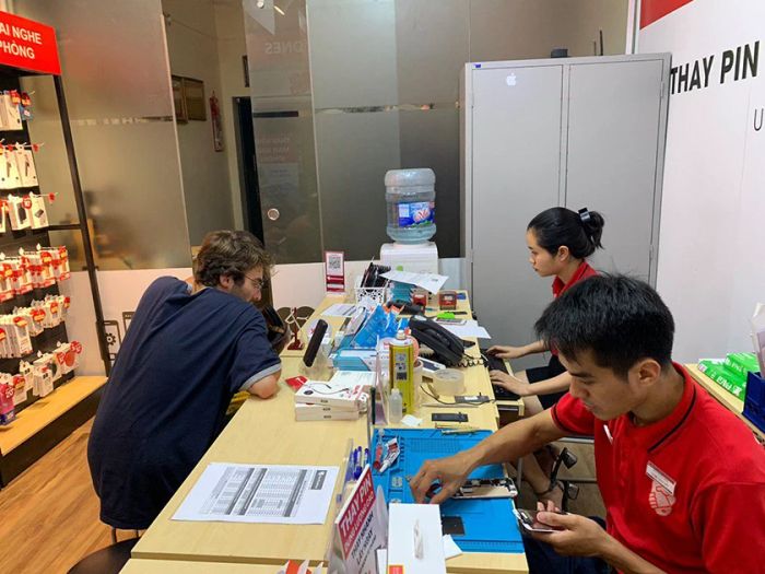 sửa lỗi liệt cảm ứng trên điện thoại Xiaomi