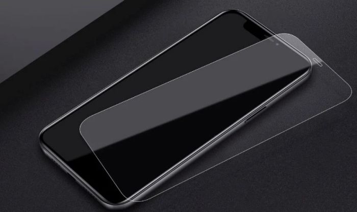 Tháo miếng dán cường lực