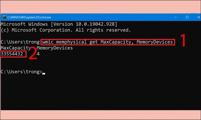 Nhập “wmic memphysical get MaxCapacity, MemoryDevices”