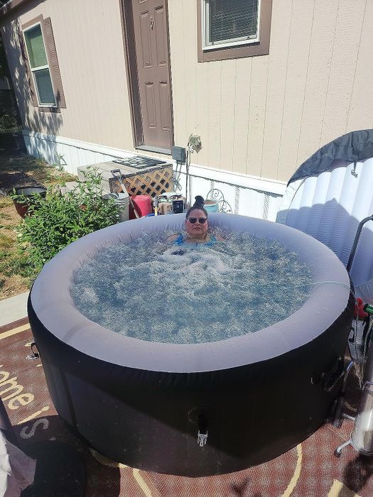 A hot tub reviewer