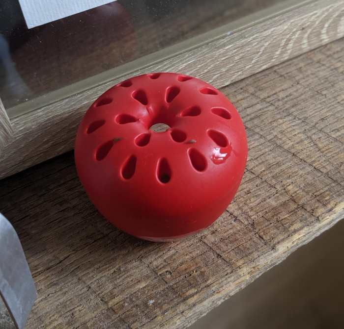 reviewer image of the apple-shaped fruit fly trap