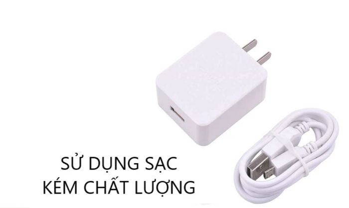 Sử dụng bộ sạc không đảm bảo chất lượng