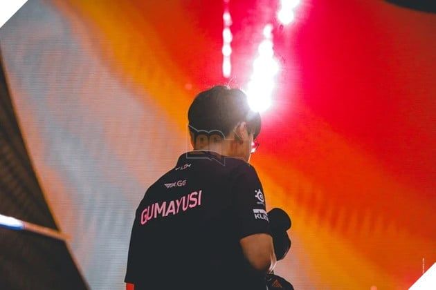 LMHT: Gumayusi bày tỏ tâm sự đầy xúc động trên stream khiến người hâm mộ không khỏi xót xa