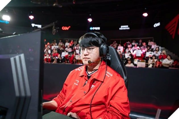 LMHT: Gumayusi bày tỏ tâm sự đầy xúc động trên stream khiến người hâm mộ không khỏi xót xa