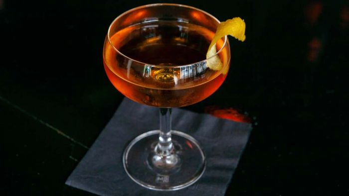 Craft Your Negroni with Dry Vermouth