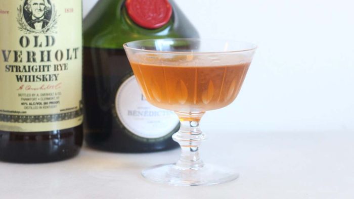 Craft a Luxurious Manhattan with Benedictine