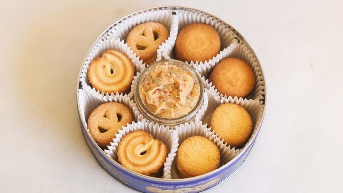 Turn Danish butter cookies into a delicious cookie butter spread.